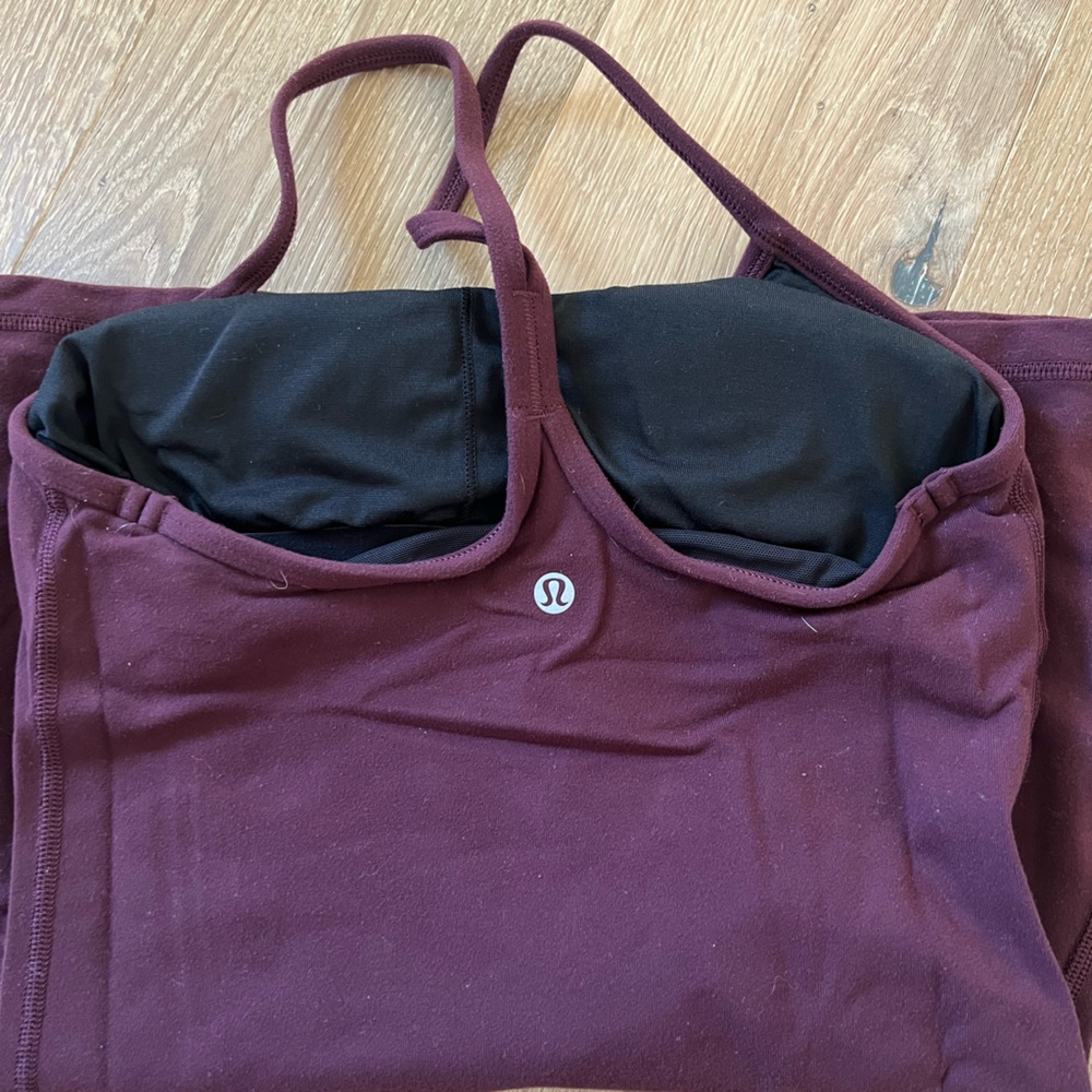 Maroon power Y tank
